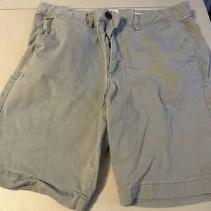Men’s gap shorts. Size 32. EUC